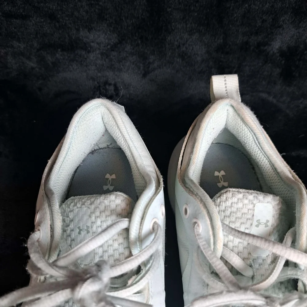 Under Armour HOVR‎ Women's Size 8 Blue White Running Shoes Sneakers.